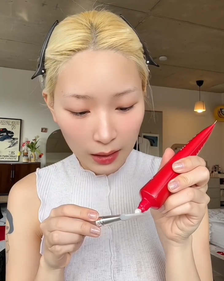 thạch trang đang dưỡng da