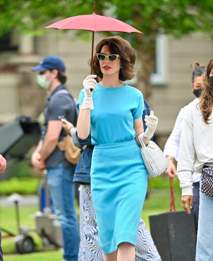 Anne Hathaway trong mother's instinct