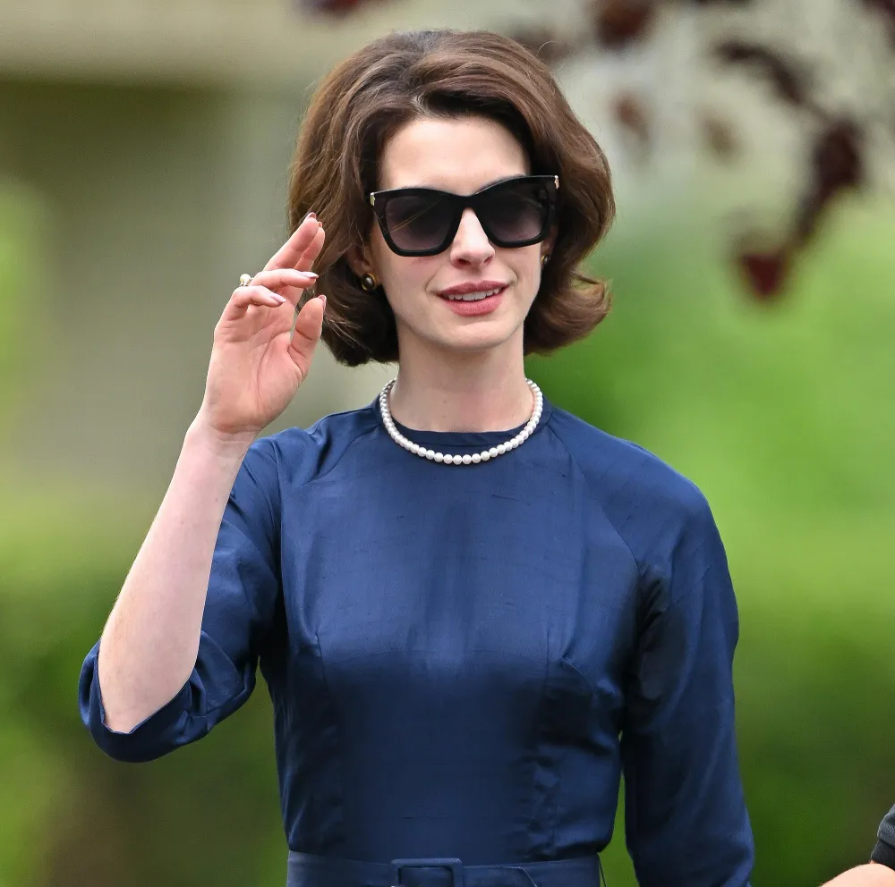 Anne Hathaway trong mother's instinct