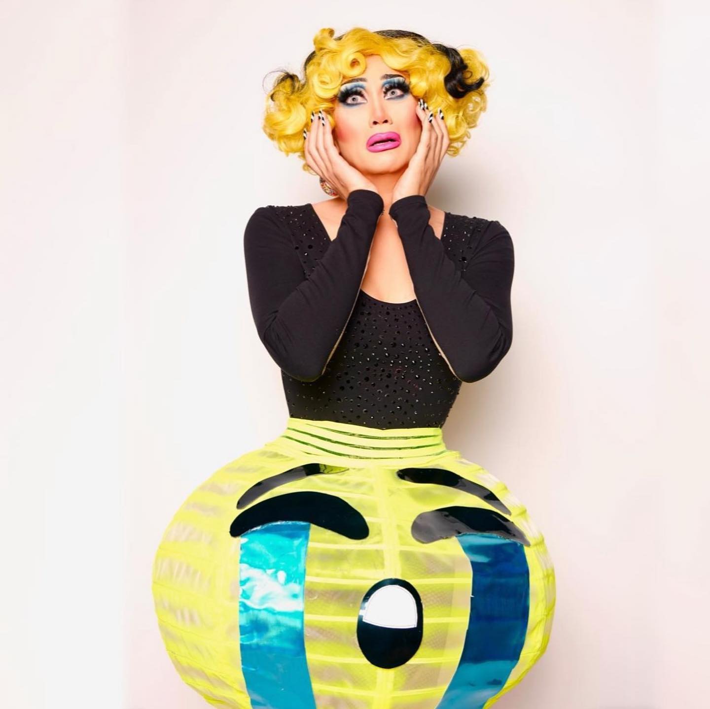thiết kế từ nhà thiết kế drag queen Marco Marco