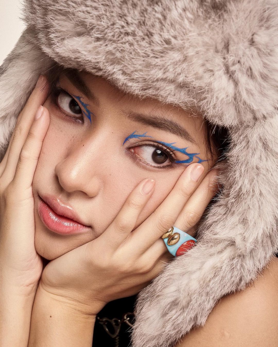Châu Bùi eyeliner