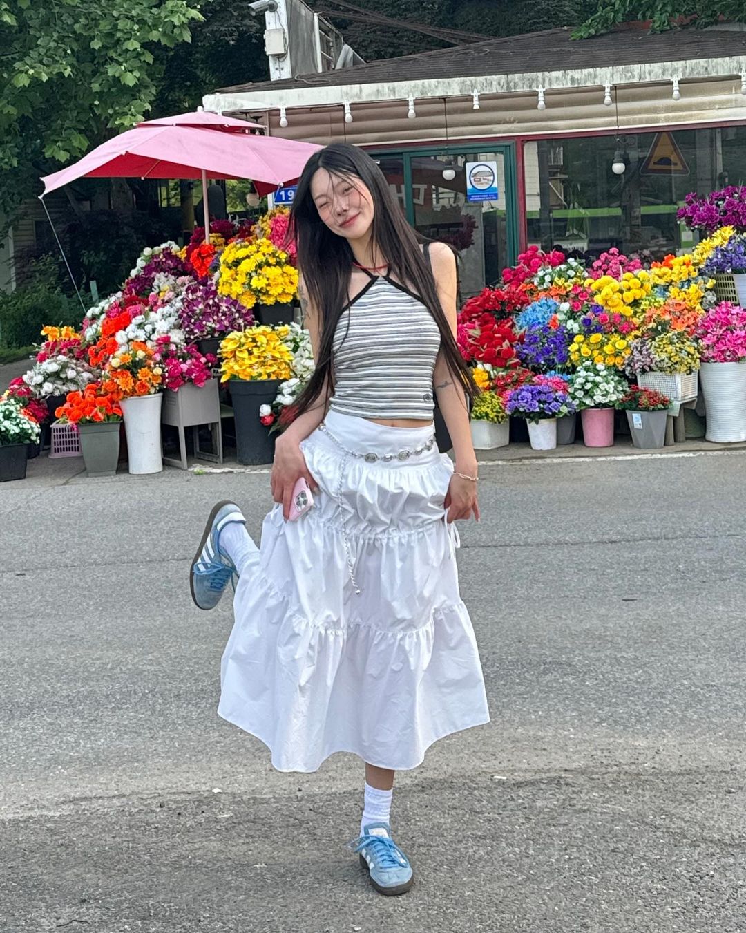 bemyoung váy trắng