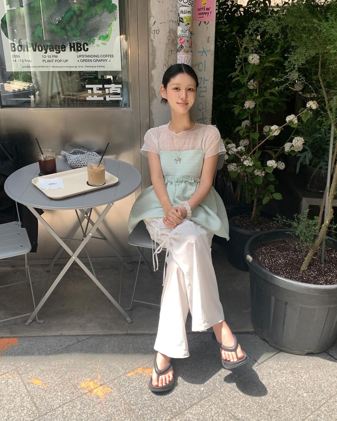 yihyejii babydoll xanh ngọc với phong cách aesthetic