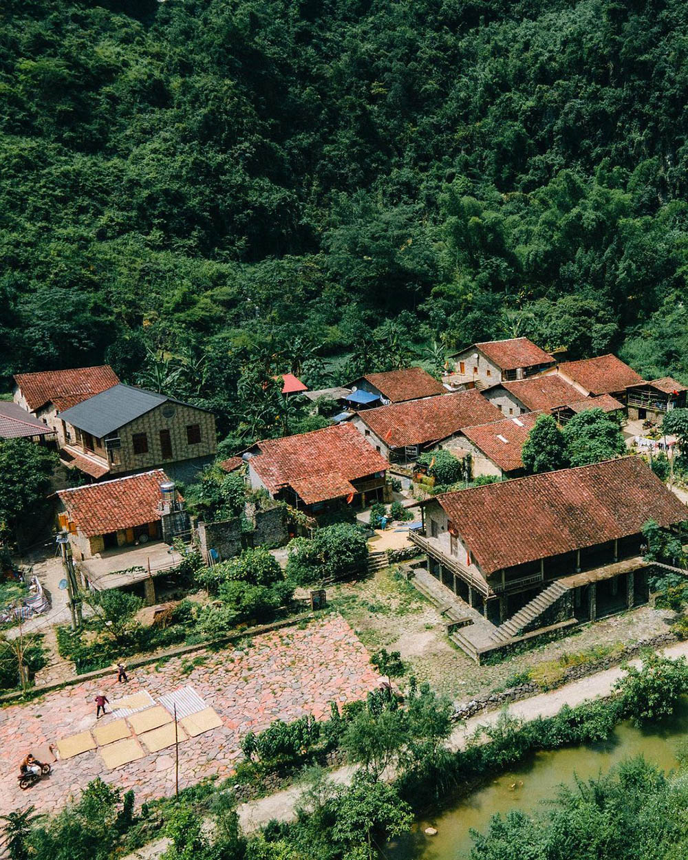 làng đá cổ khuổi ky cao bằng