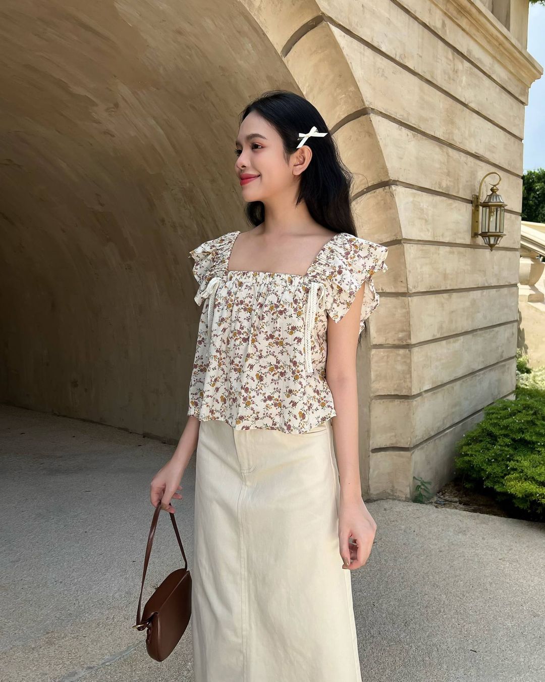 mieufashionista áo cổ vuông hoa nhí