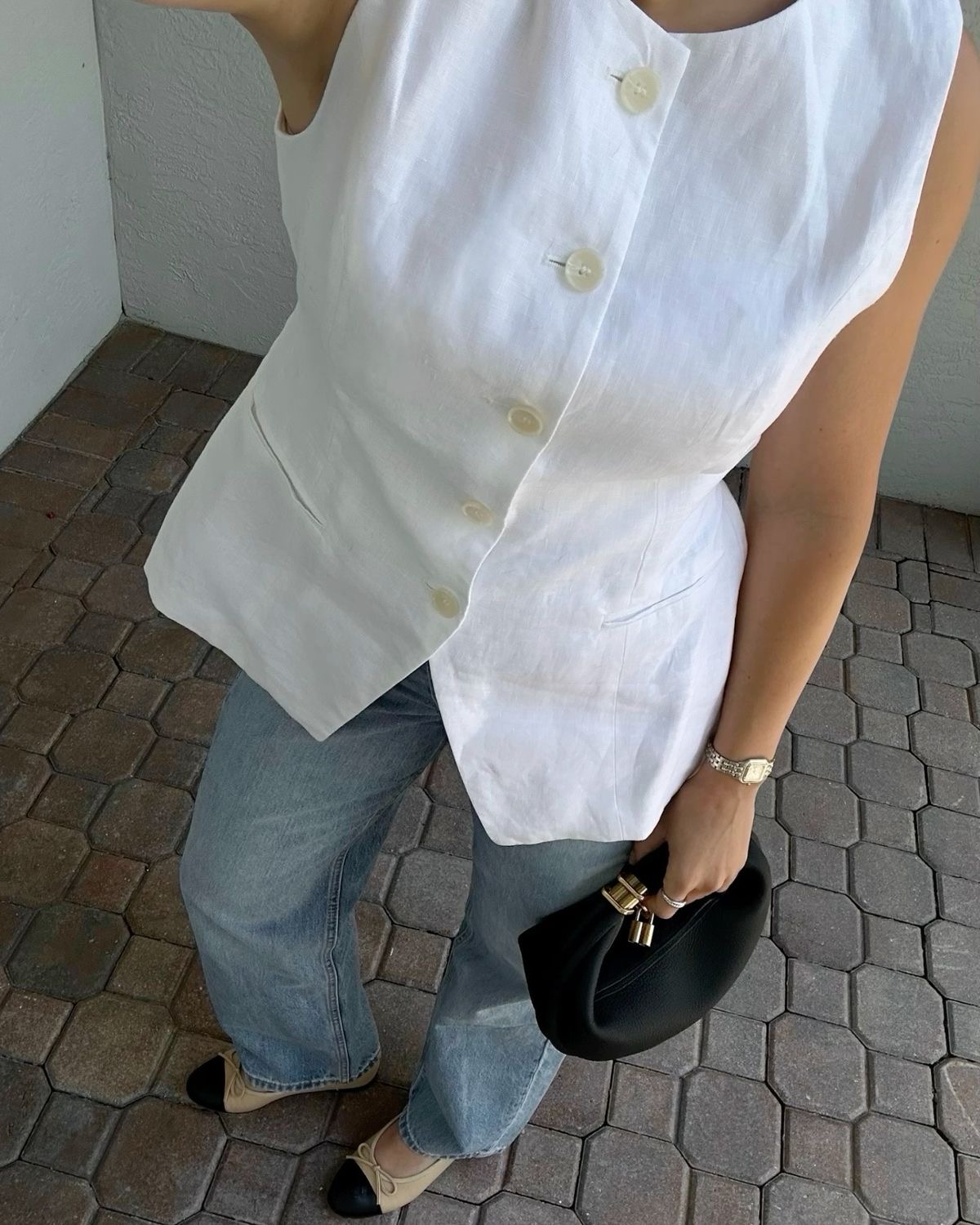 áo gile vest linen và quần jeans
