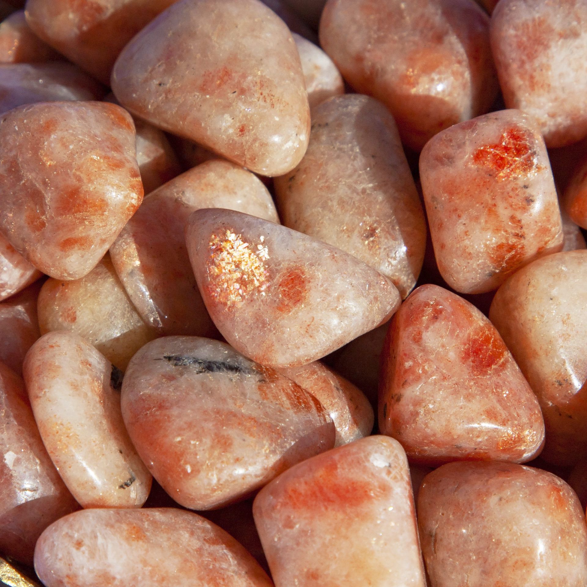 đá năng lượng mặt trời