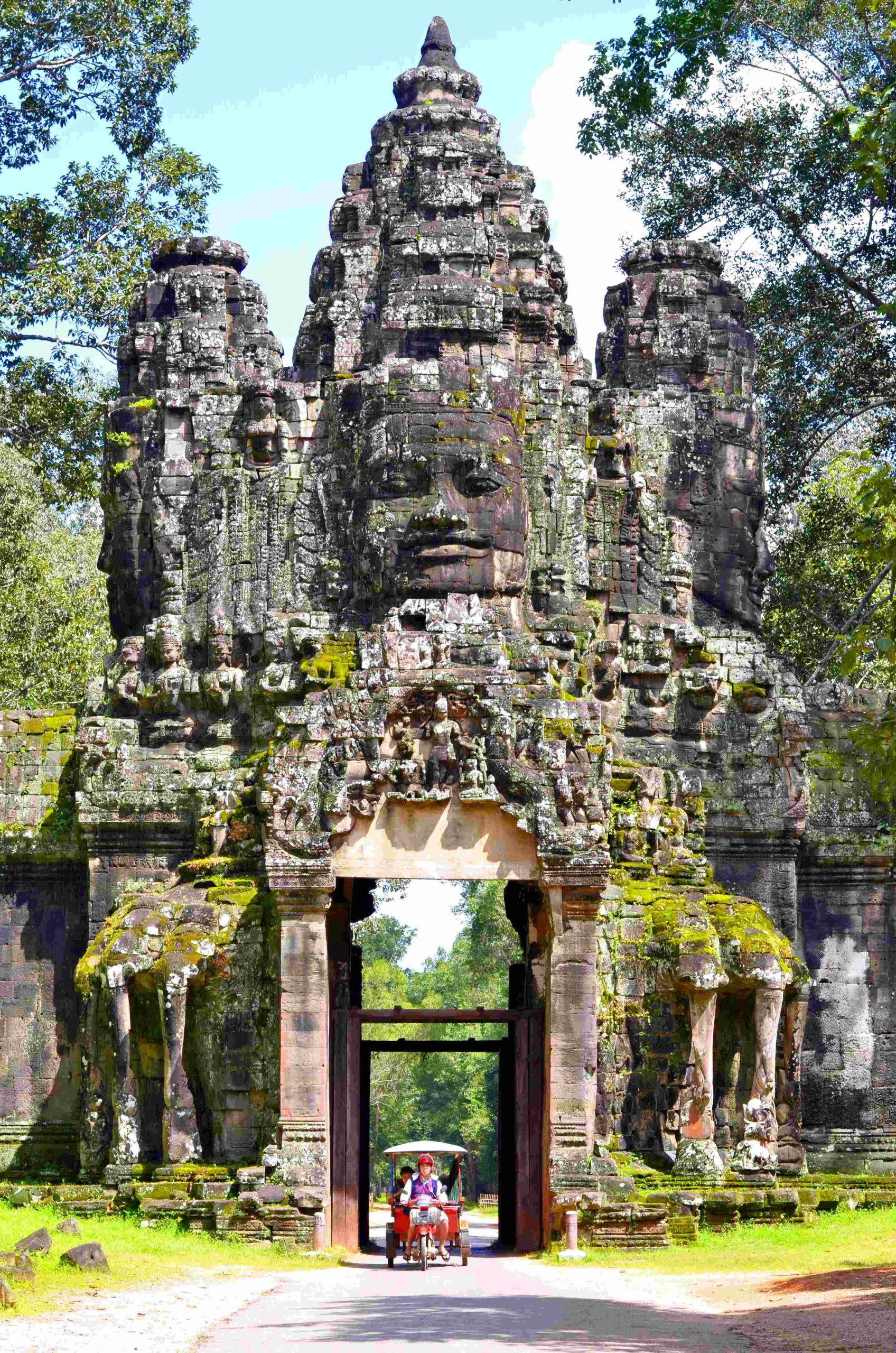 phụ nữ du lịch campuchia