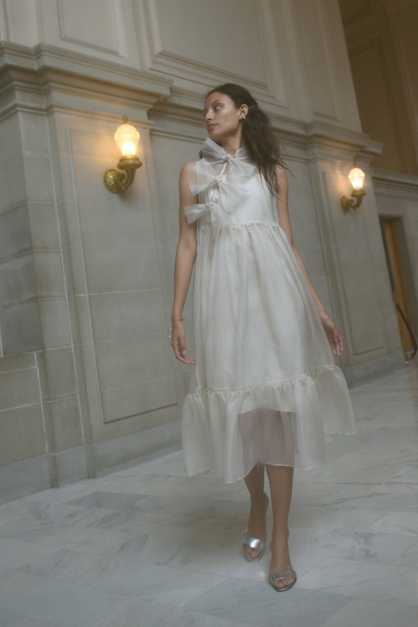 váy cưới organza bồng bềnh