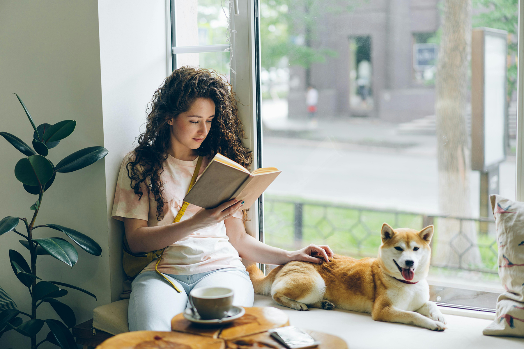 đọc sách vào buổi sáng để thành công