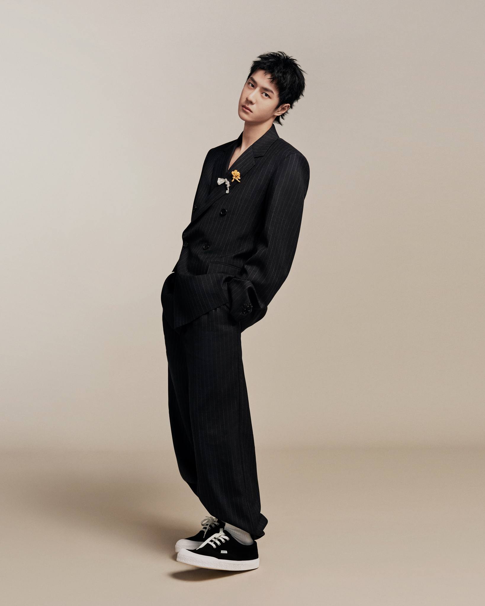 Vương Nhất Bác - LOEWE