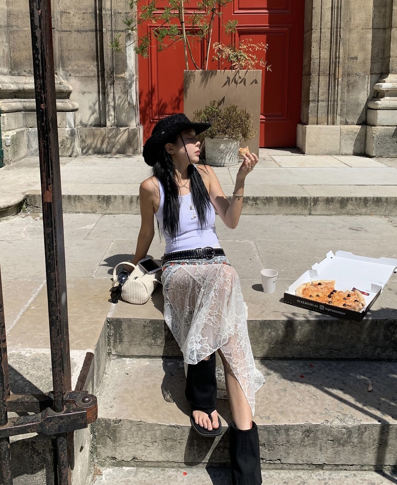 thắt lưng đinh tán