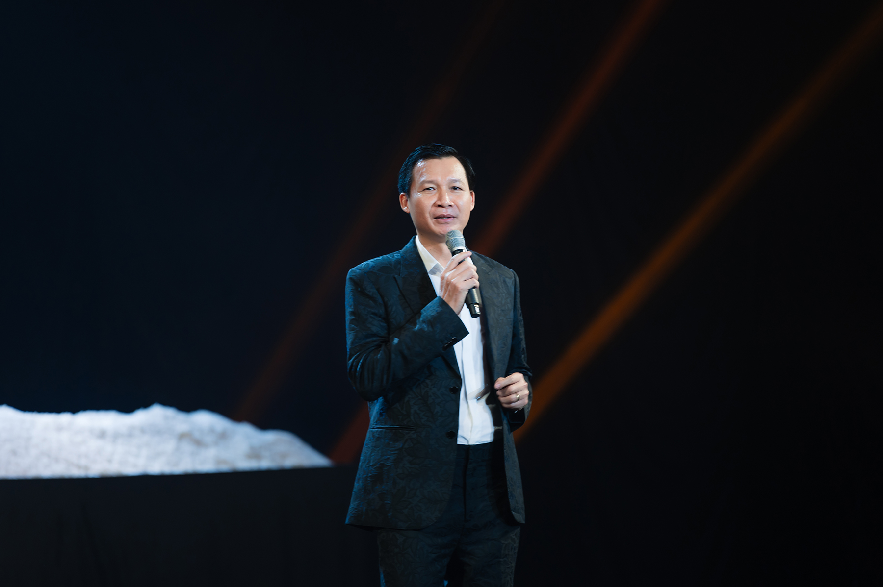 đạo diễn vũ thành vinh hai muối