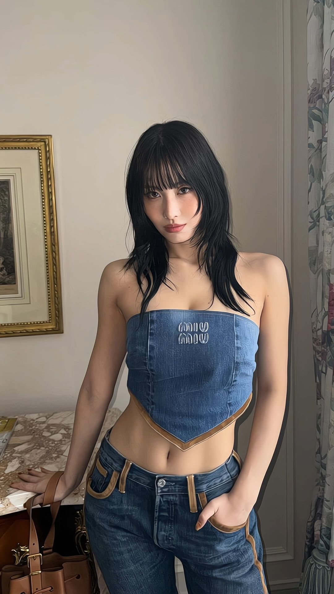 @momo diện áo denim