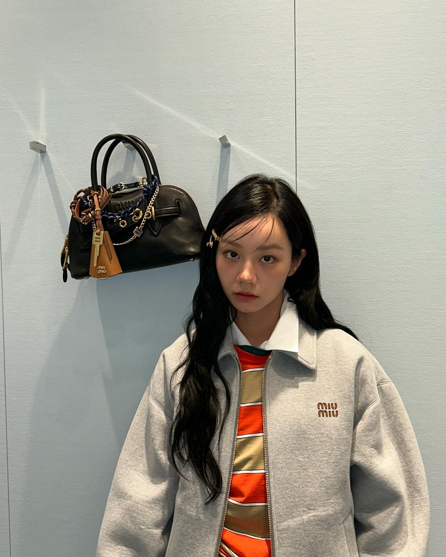 @hyeri_0609 diện bản phối full miu miu