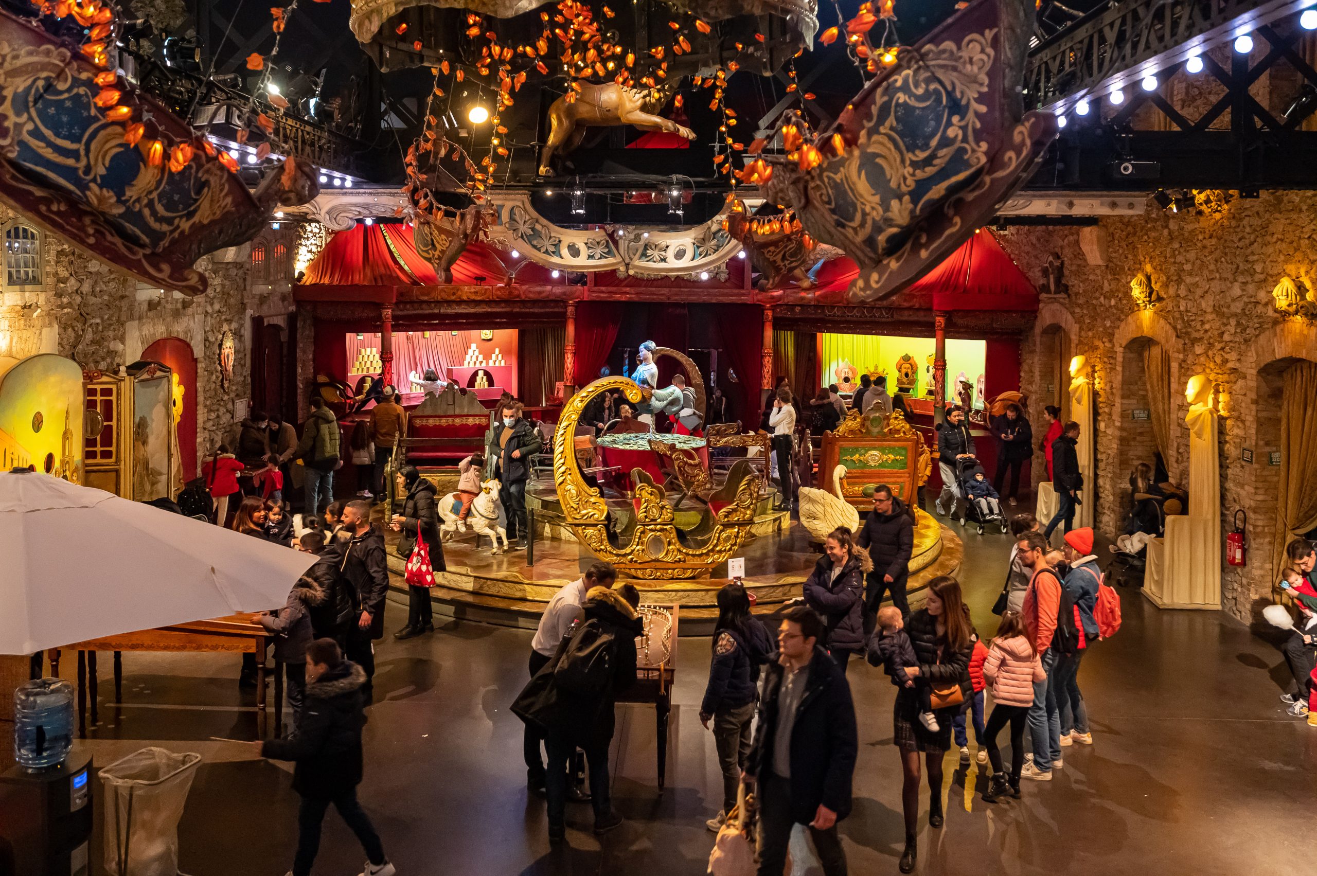 bảo tàng hội chợ quay phim emily in paris