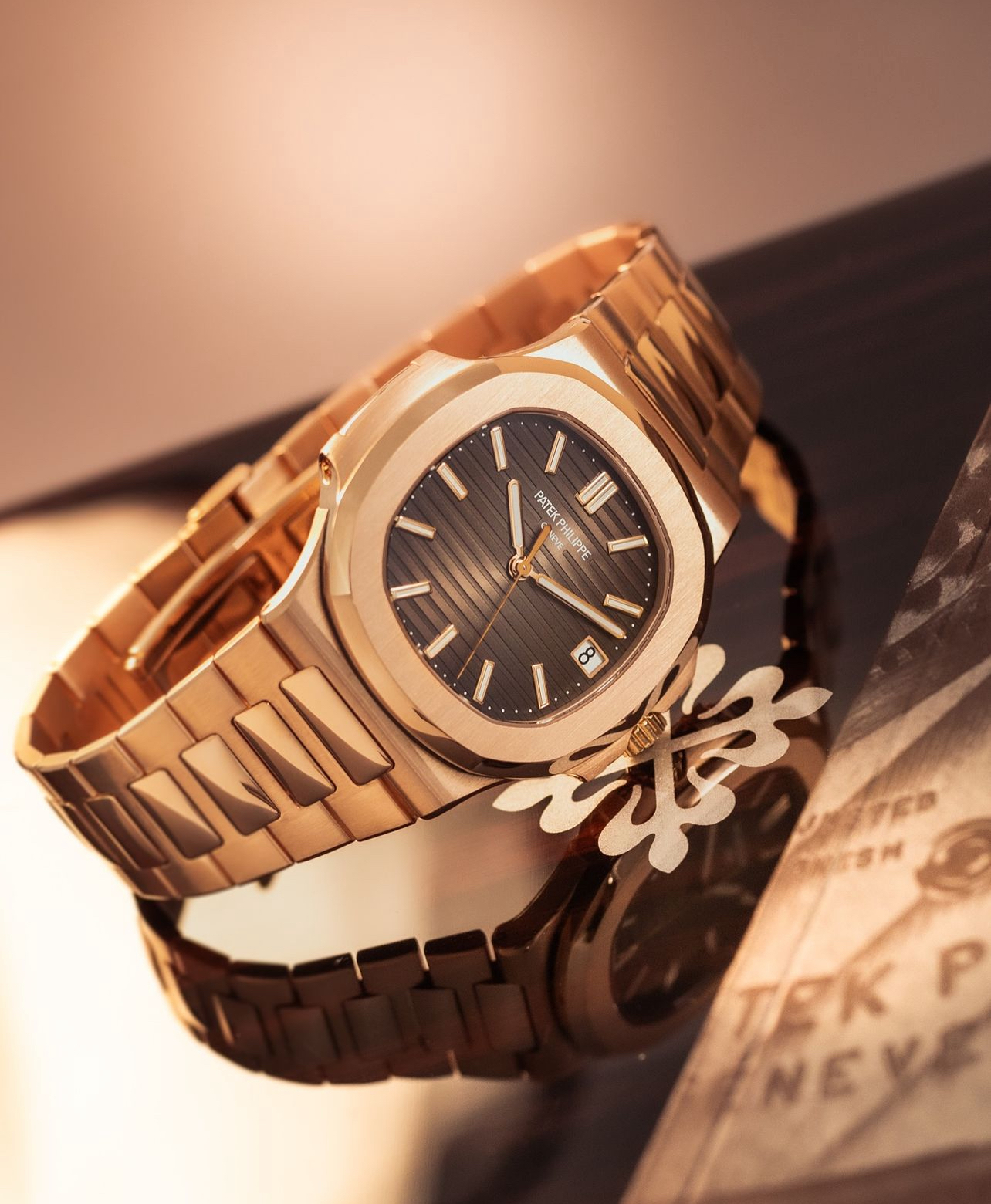 đồng hồ lady nautilus