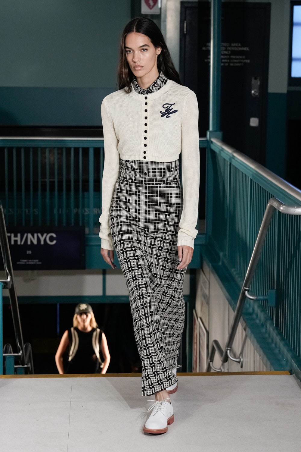 váy ca rô Tommy Hilfiger