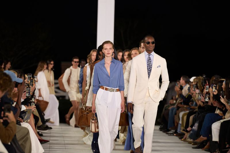 Ralph Lauren sàn diễn thời trang