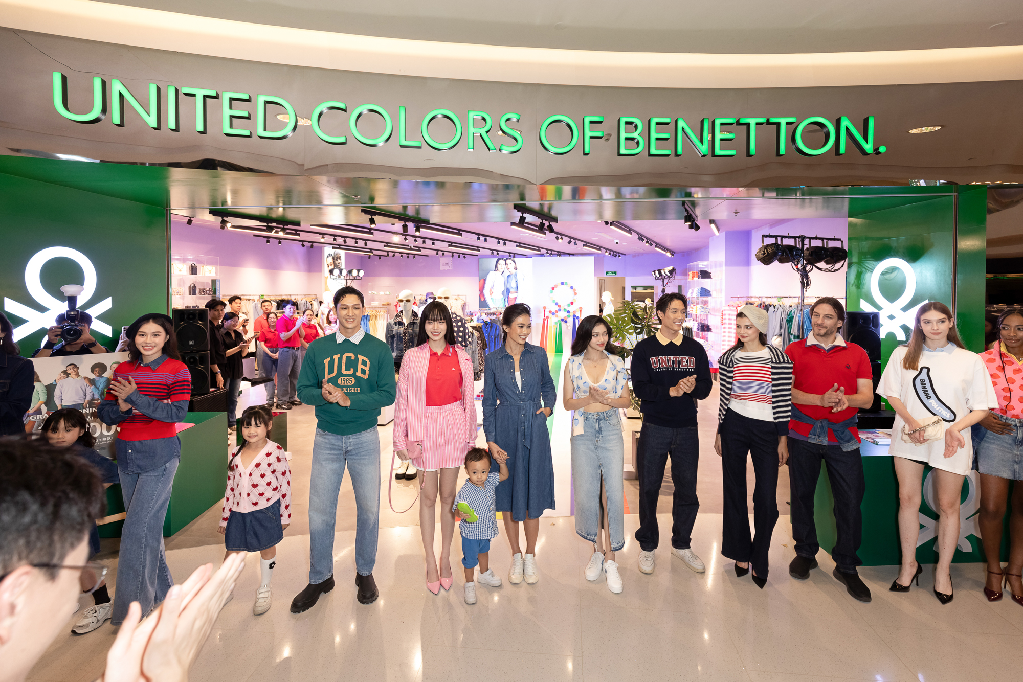 Thương hiệu united colors ò benetton cùng dàn celeb