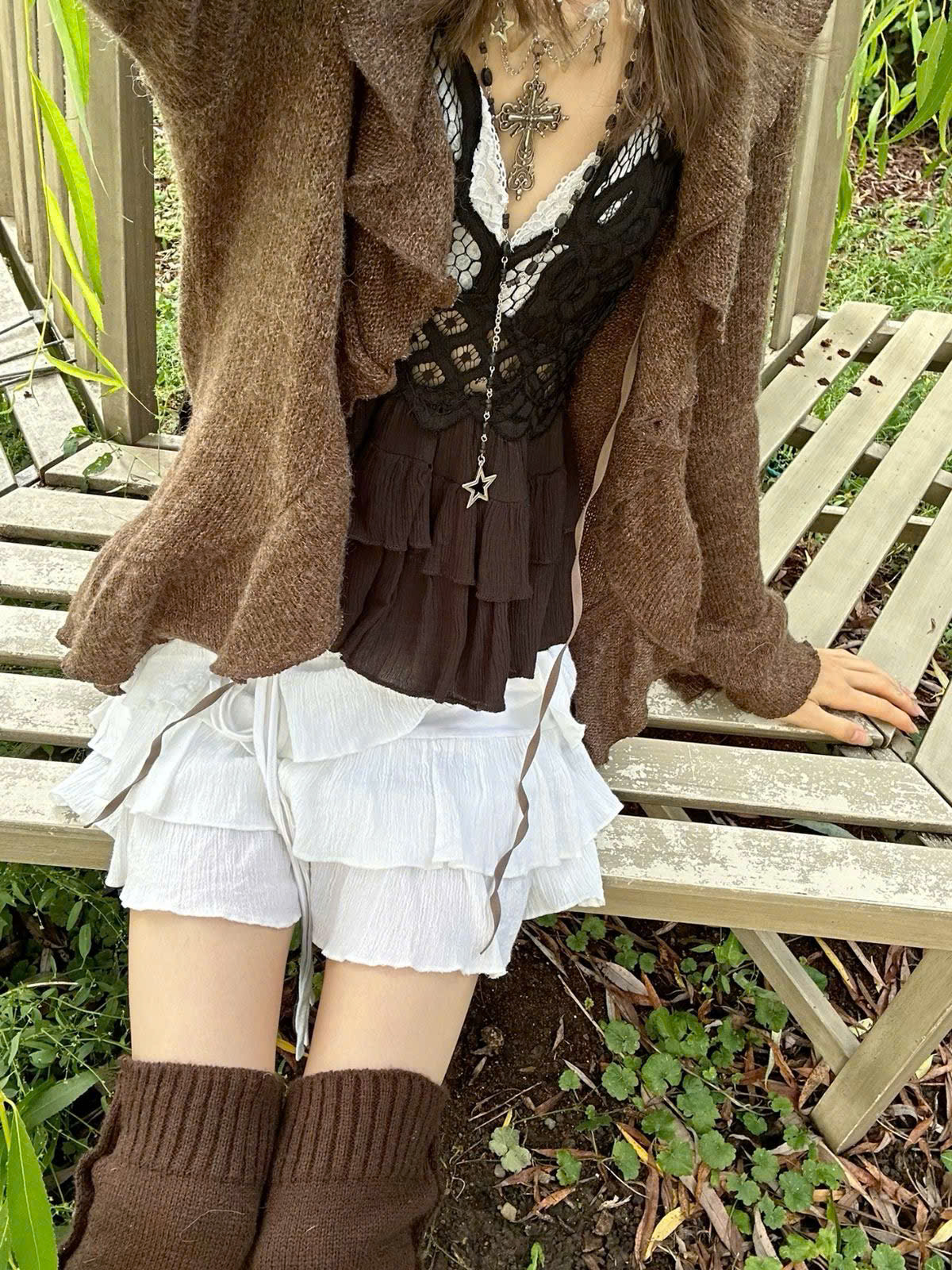 cardigan màu nâu