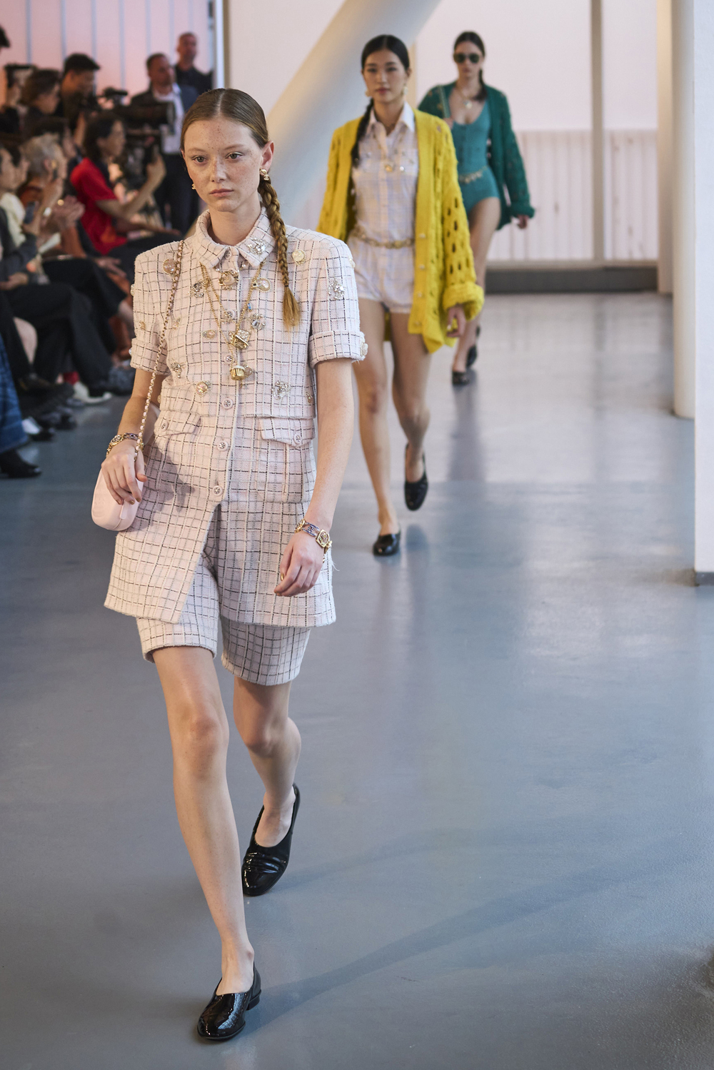 chanel_25c-replica-in-hong-kong-show_ambiance_copyright-chanel-21-HD