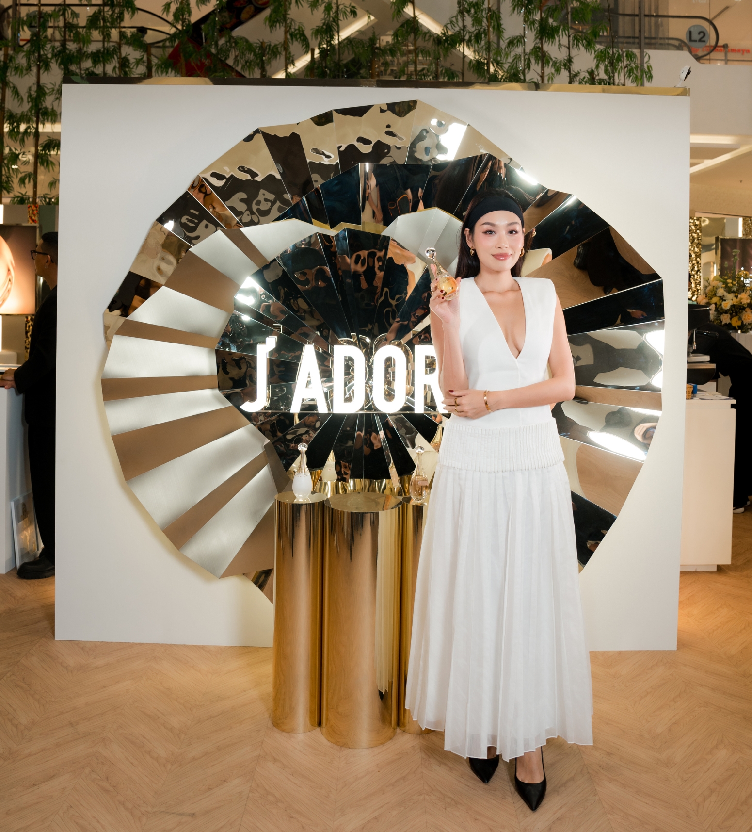 Dior - Thảo Nhi Lê